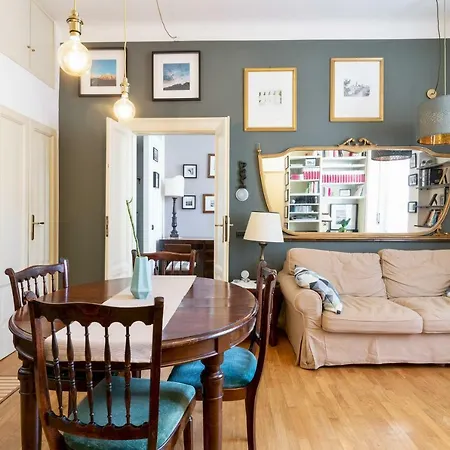 公寓 Altido Warm Flat For 3 In Isola, 10 Min To Centre