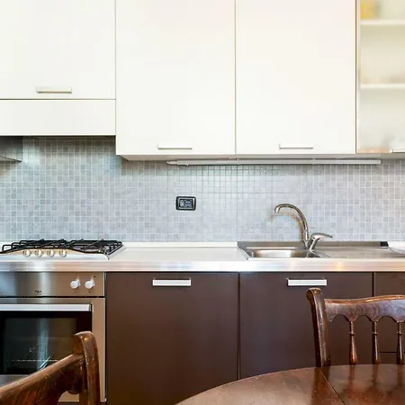 Altido Warm Flat For 3 In Isola, 10 Min To Centre 公寓 *